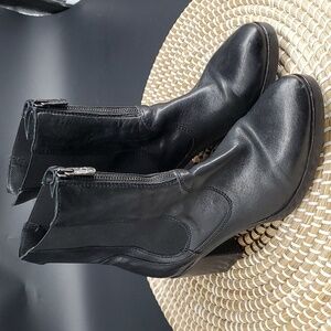 Hundred100 Made In Italy Leather Ankle Moto Boots Size EU 39 US 9